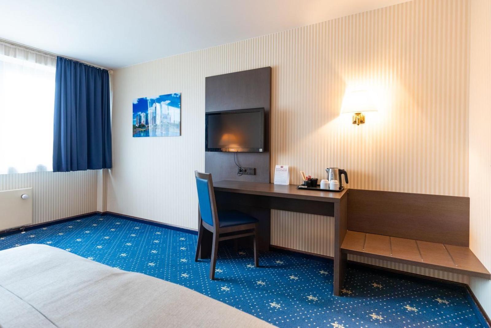 Hotel Imperial Frankfurt am Main Room photo