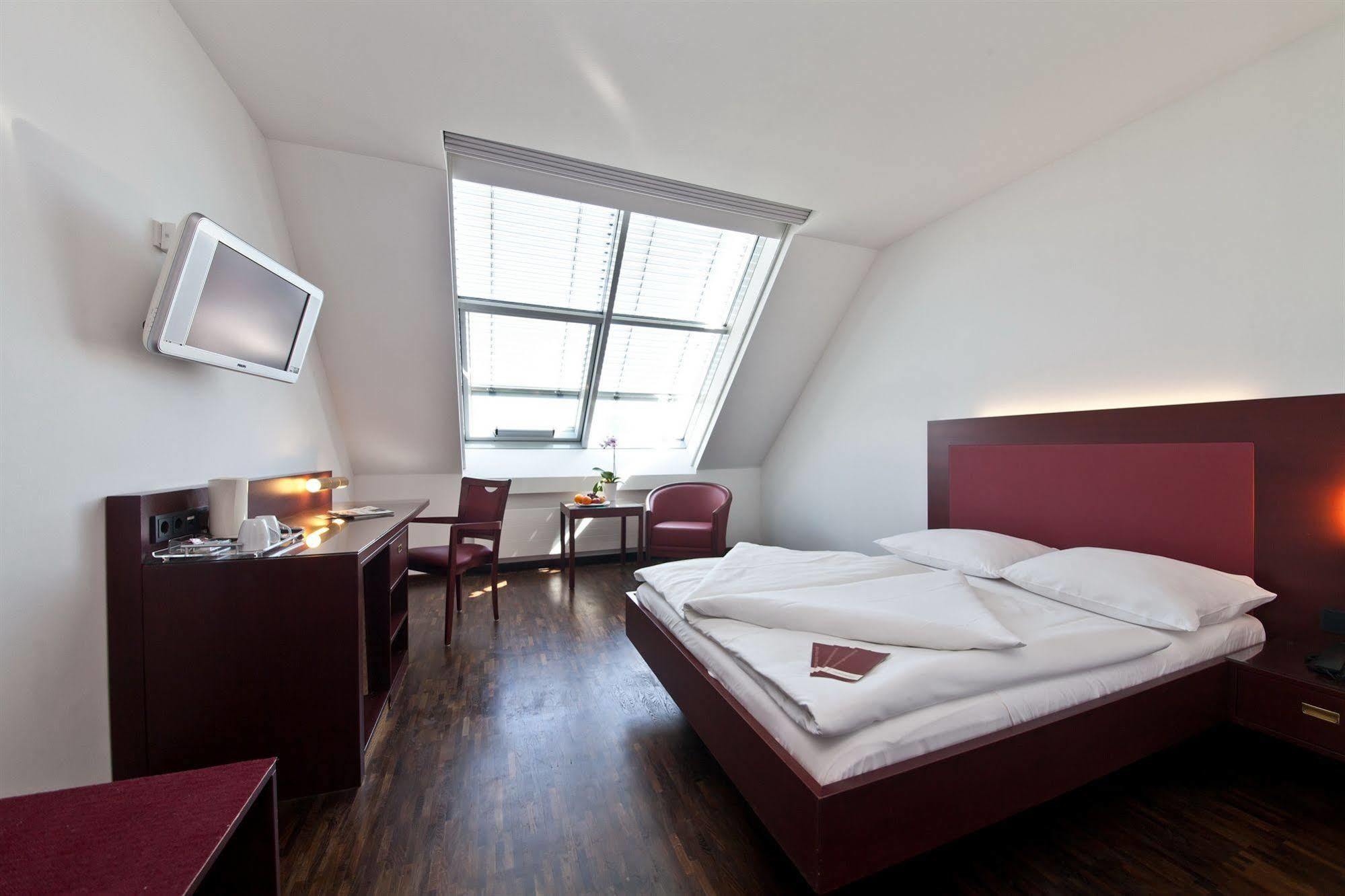 Hotel Imperial Frankfurt am Main Exterior photo