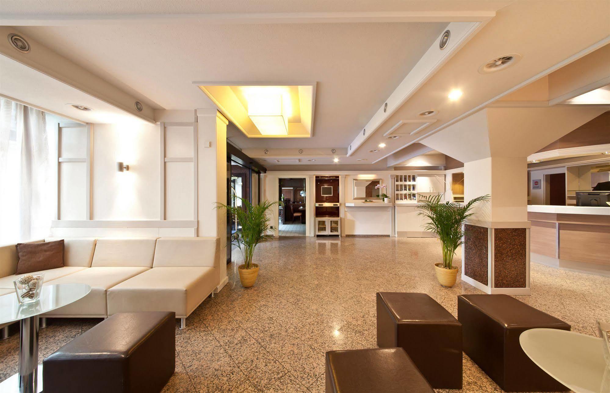 Hotel Imperial Frankfurt am Main Exterior photo